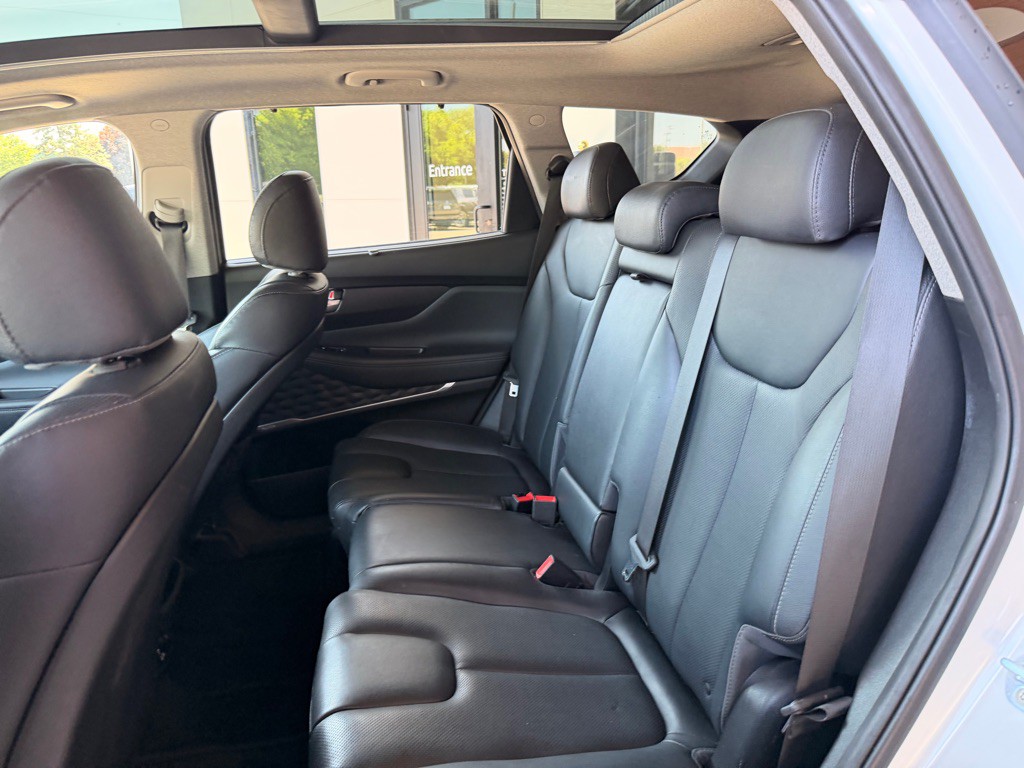 2019 Hyundai Santa Fe Image 12