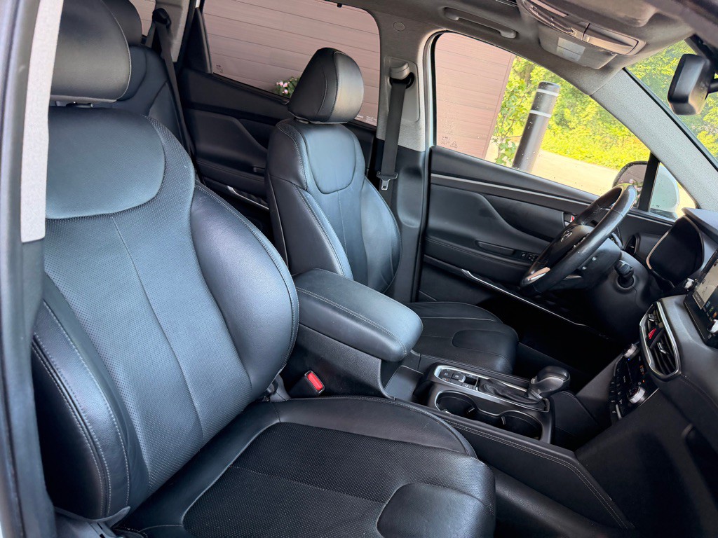 2019 Hyundai Santa Fe Image 17