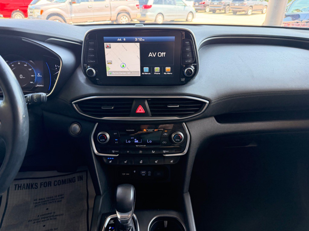 2019 Hyundai Santa Fe Image 23