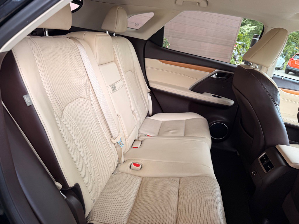 2016 Lexus RX Image 15