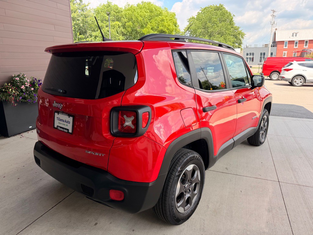 2017 Jeep Renegade Image 7