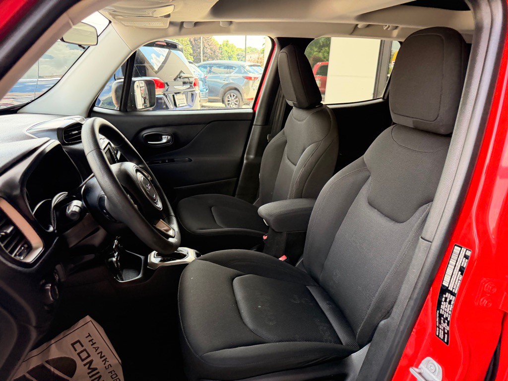 2017 Jeep Renegade Image 10