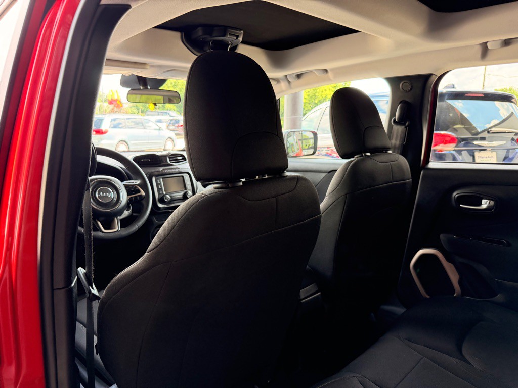 2017 Jeep Renegade Image 11