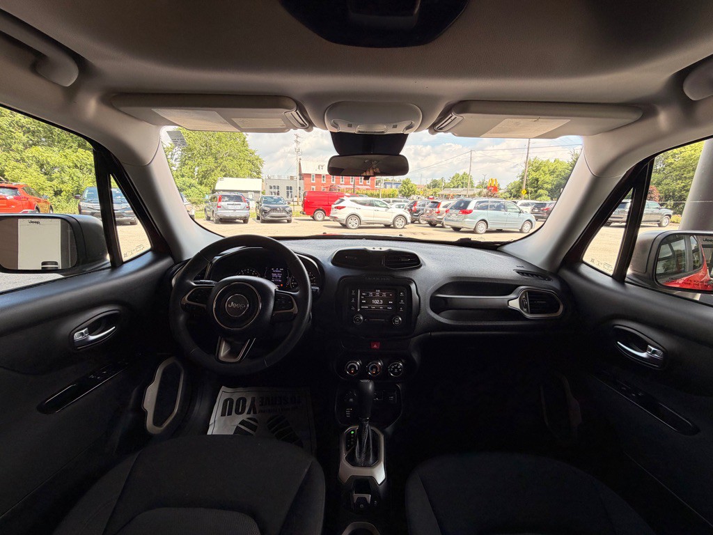 2017 Jeep Renegade Image 18