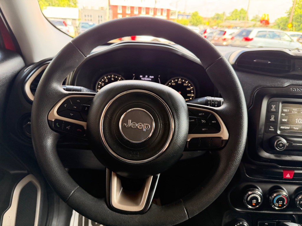 2017 Jeep Renegade Image 19