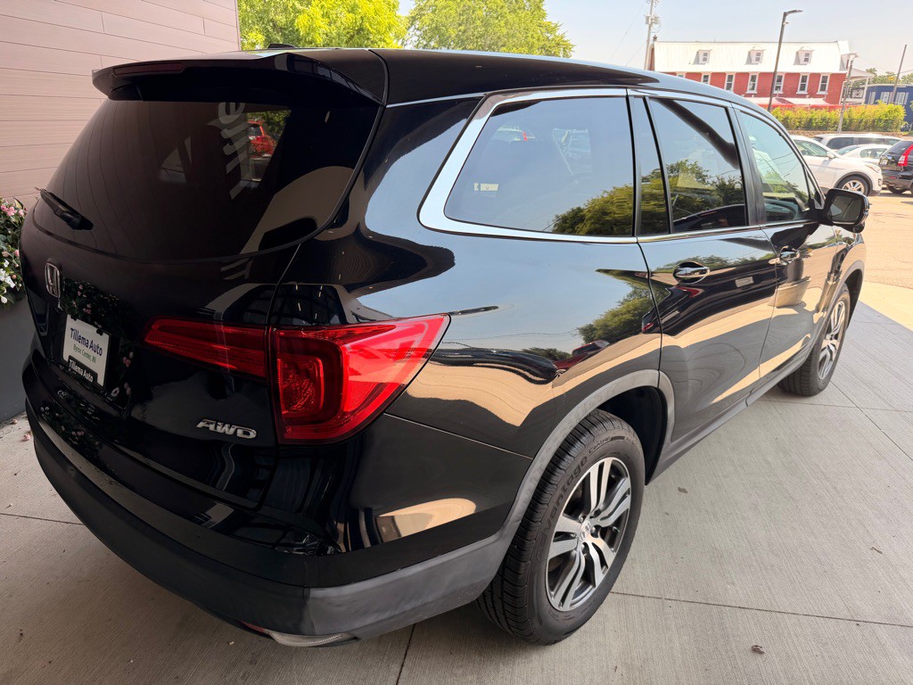 2017 Honda Pilot Image 7