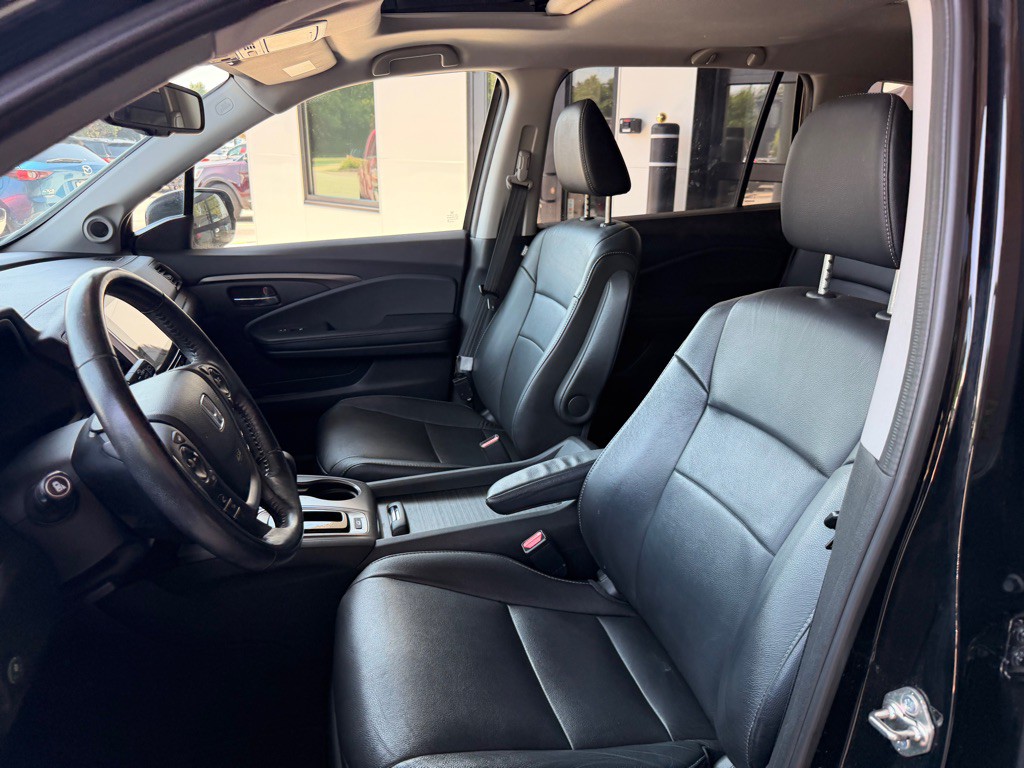 2017 Honda Pilot Image 10