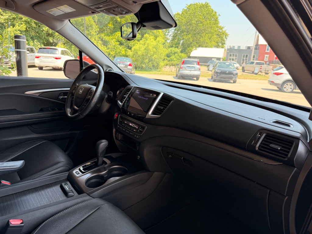 2017 Honda Pilot Image 18