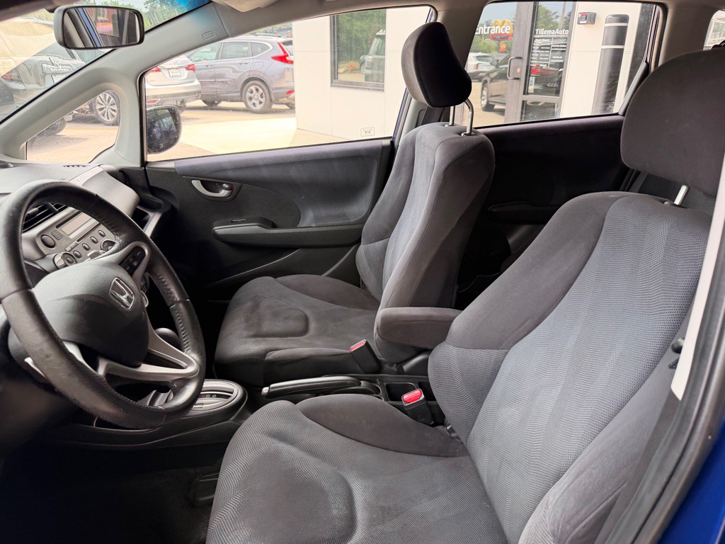 2011 Honda Fit Image 10