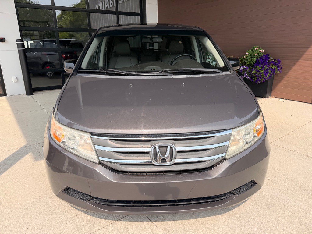 2013 Honda Odyssey Image 2