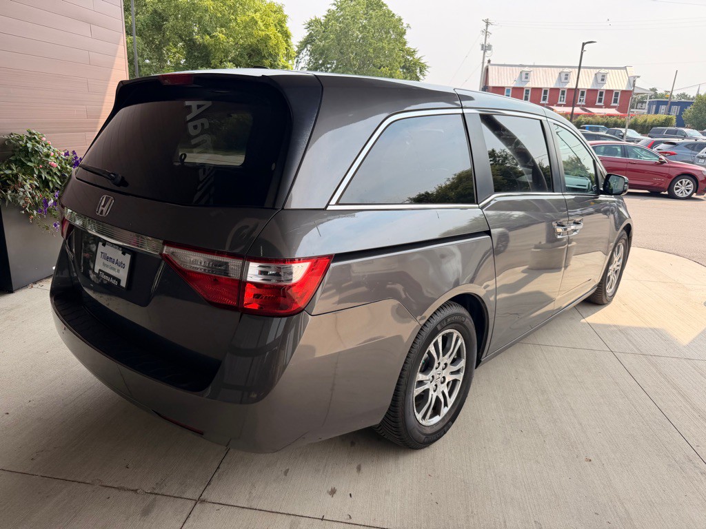2013 Honda Odyssey Image 7