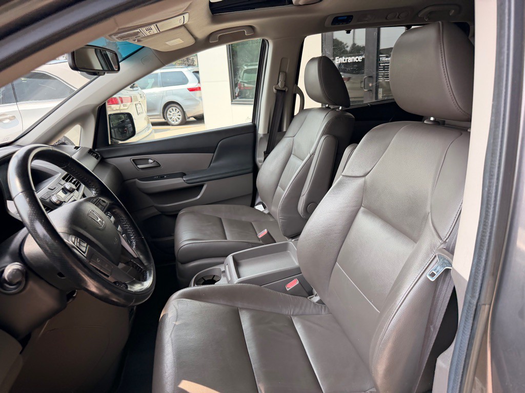2013 Honda Odyssey Image 10