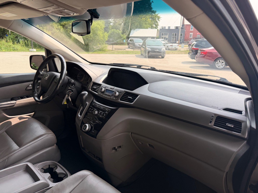 2013 Honda Odyssey Image 18