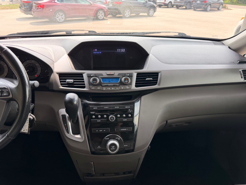 2013 Honda Odyssey Image 25