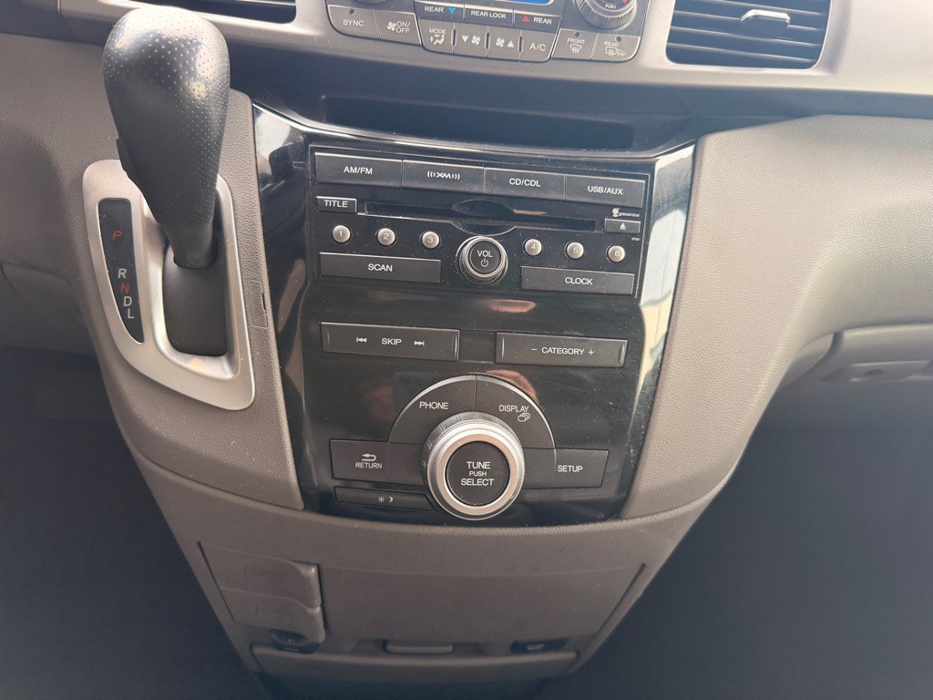 2013 Honda Odyssey Image 27
