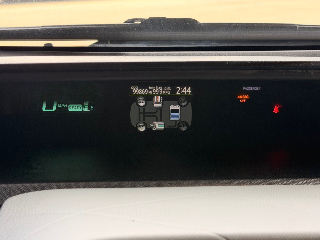 2012 Toyota Prius Image 22