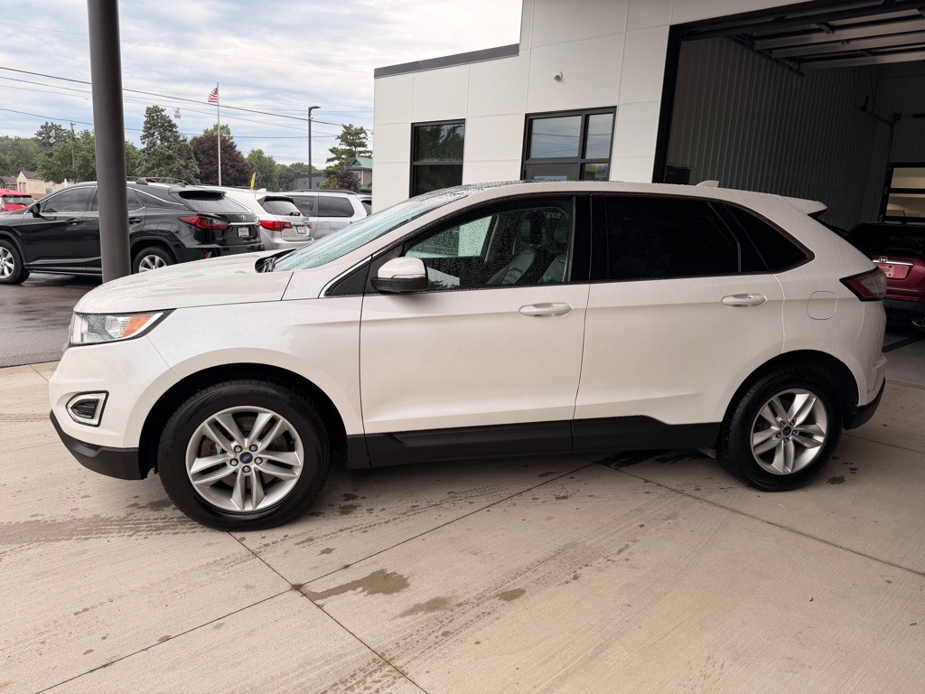 2016 Ford Edge Image 4