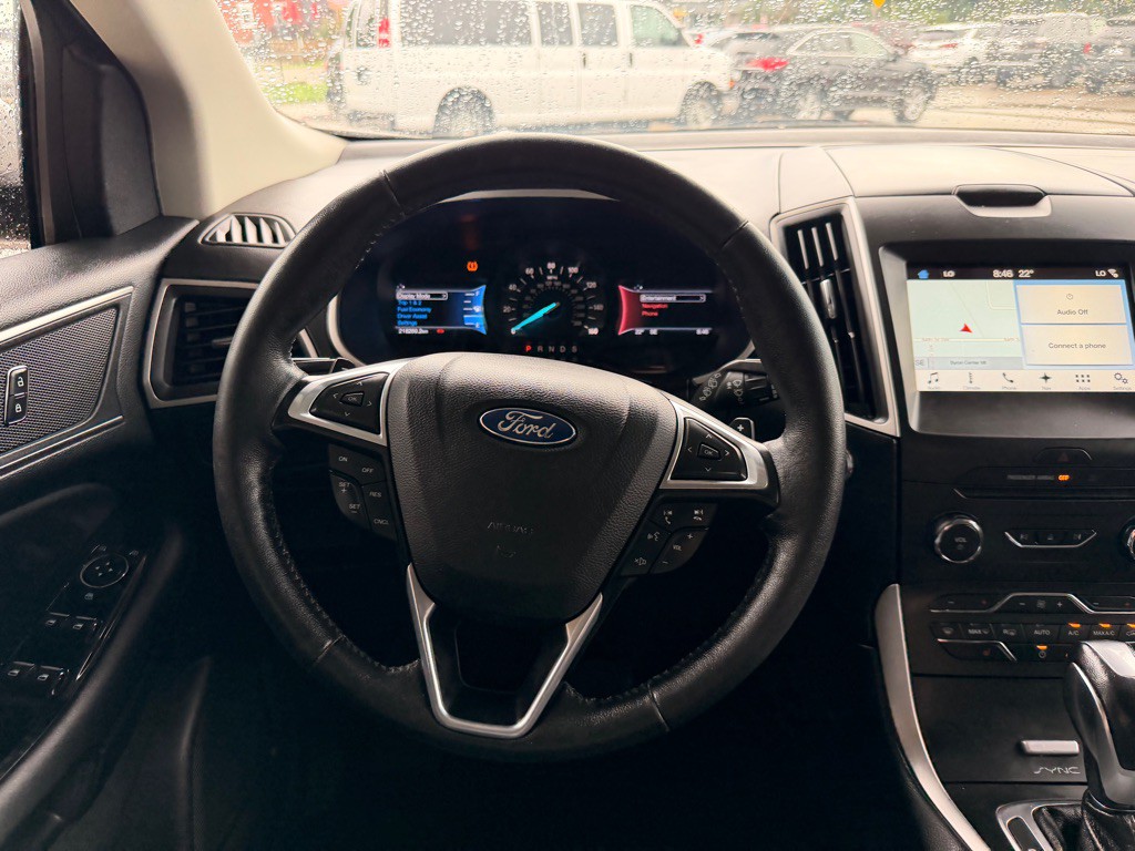 2016 Ford Edge Image 19