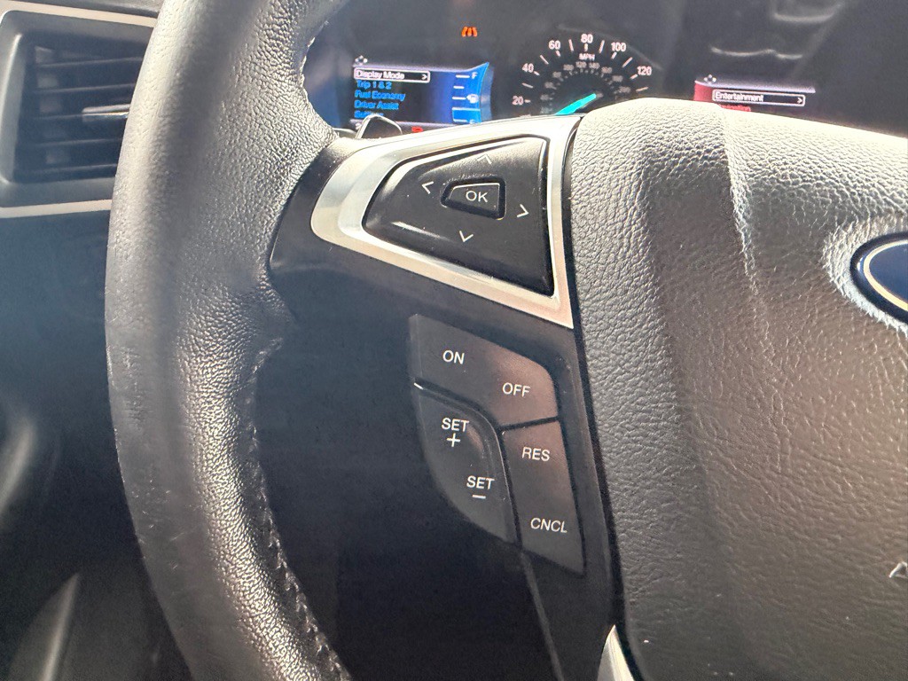 2016 Ford Edge Image 20