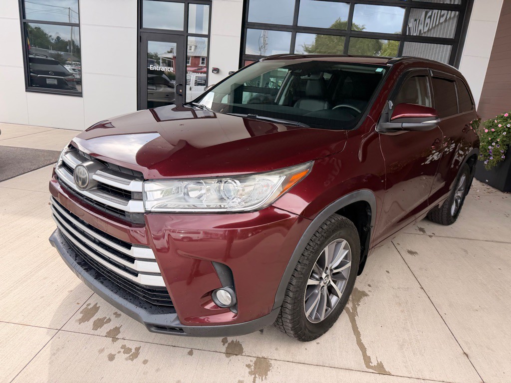 2018 Toyota Highlander Image 3