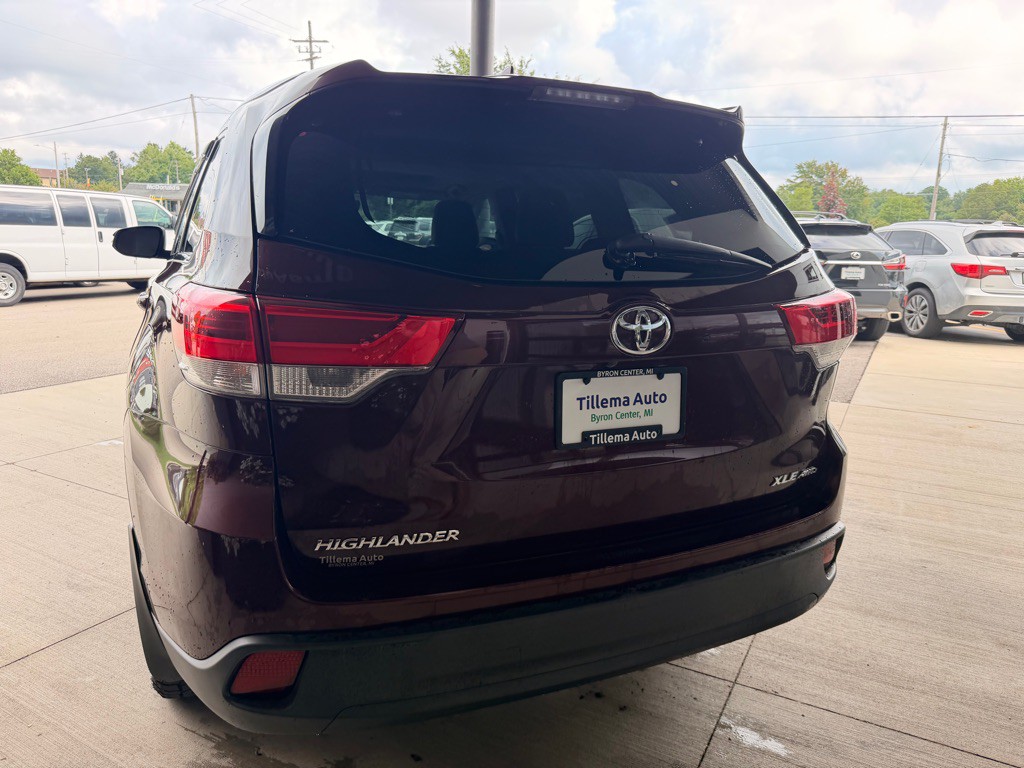 2018 Toyota Highlander Image 5