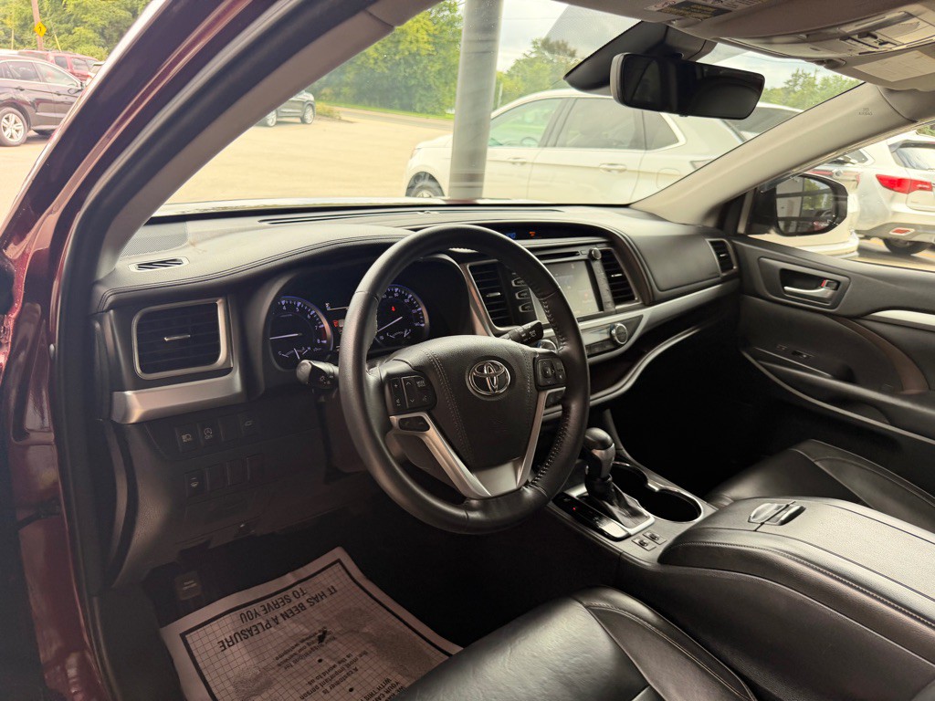 2018 Toyota Highlander Image 9