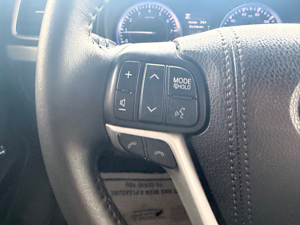 2018 Toyota Highlander Image 22