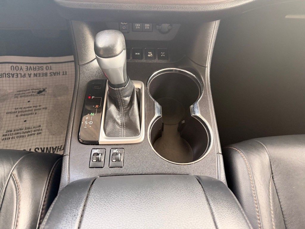 2018 Toyota Highlander Image 28