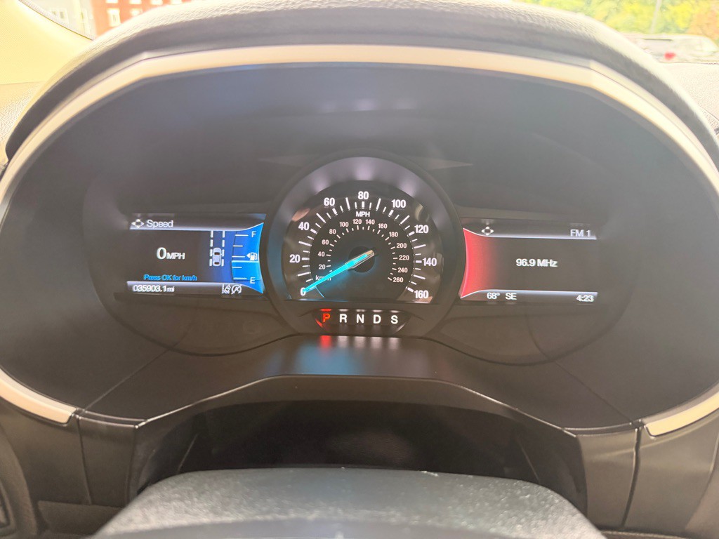 2020 Ford Edge Image 22