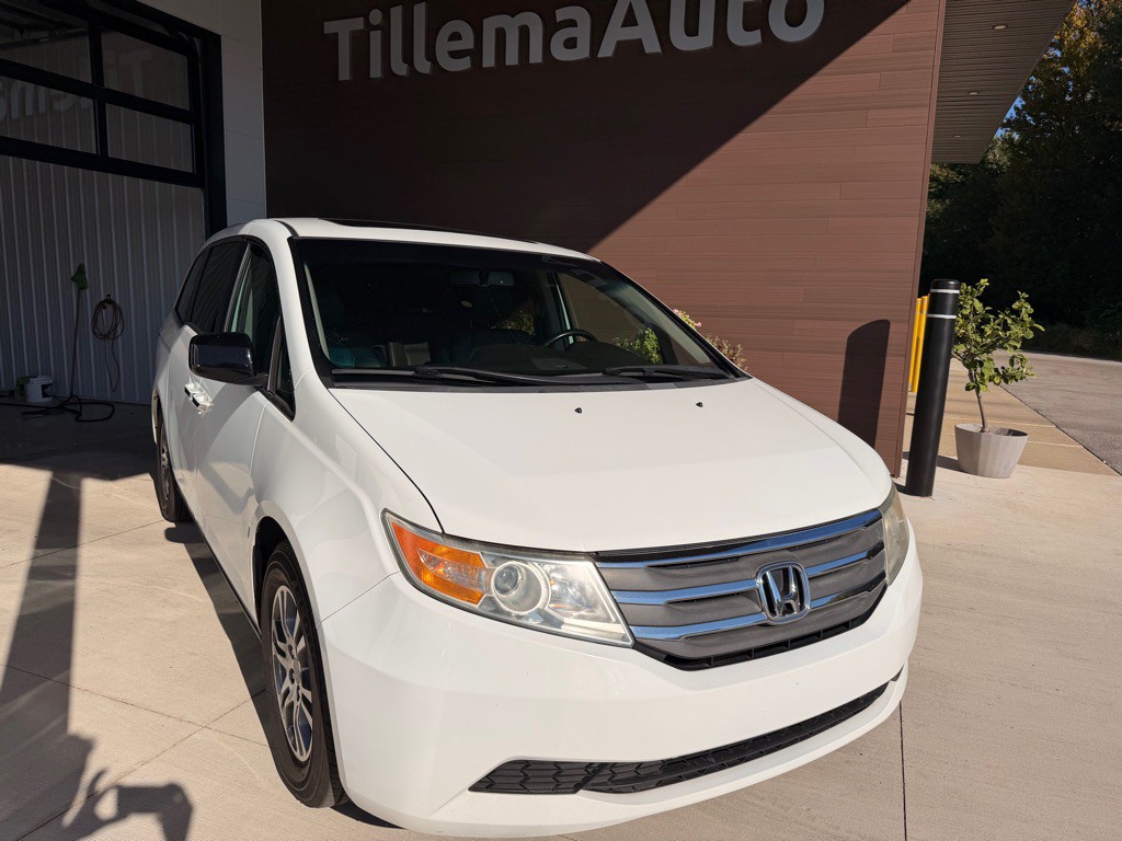 2012 Honda Odyssey Image 1