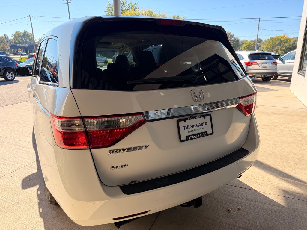 2012 Honda Odyssey Image 5
