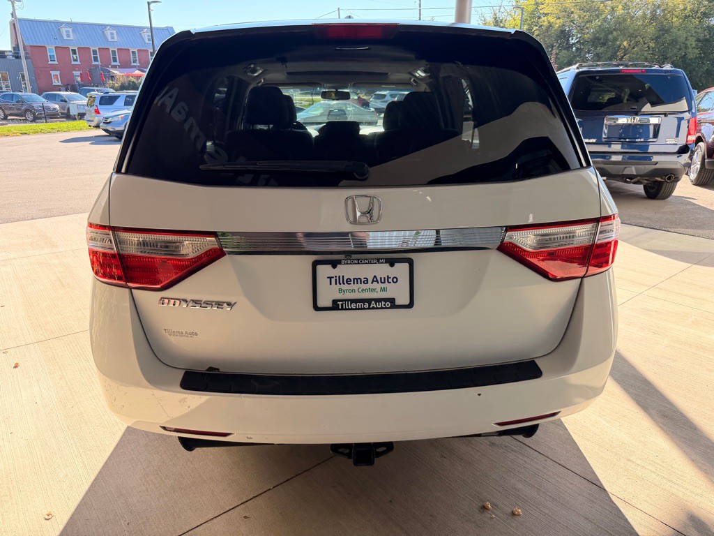 2012 Honda Odyssey Image 6