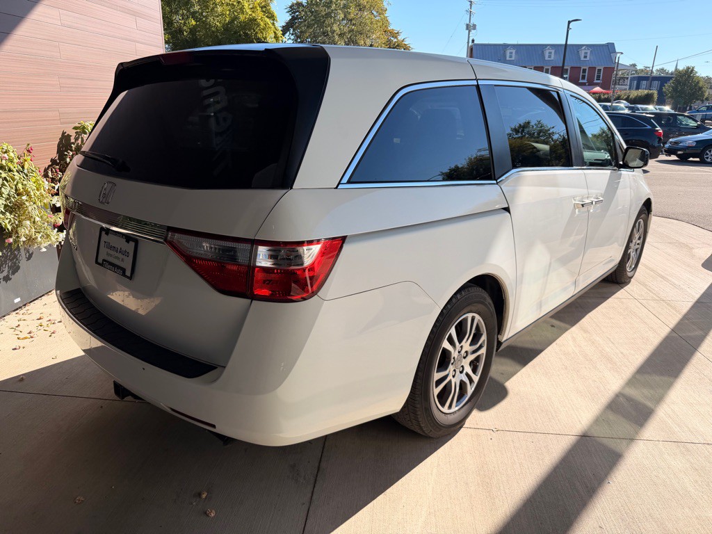 2012 Honda Odyssey Image 7