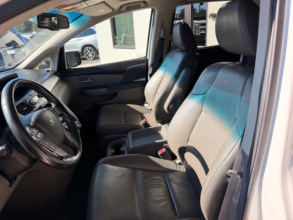 2012 Honda Odyssey Image 10