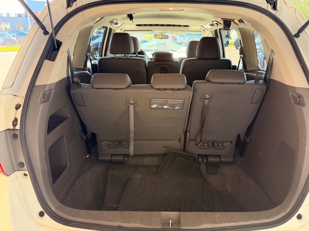 2012 Honda Odyssey Image 14