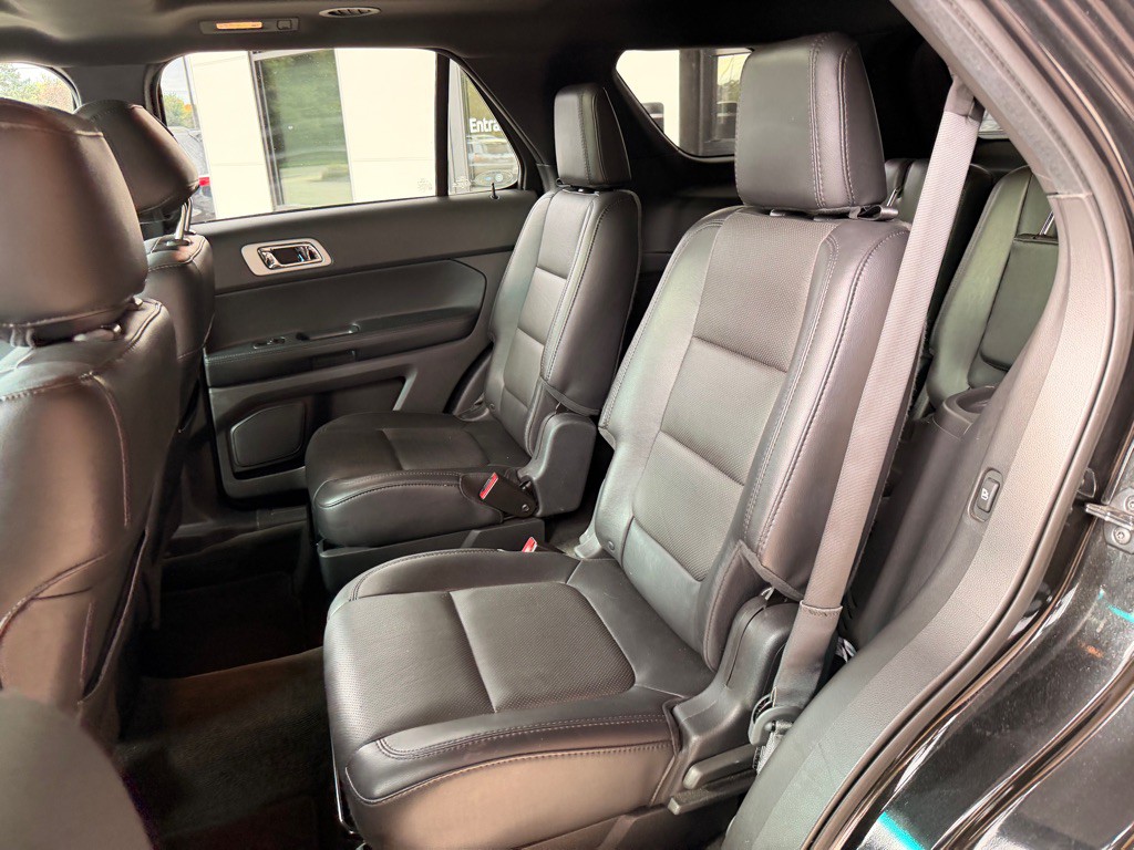 2014 Ford Explorer Image 12