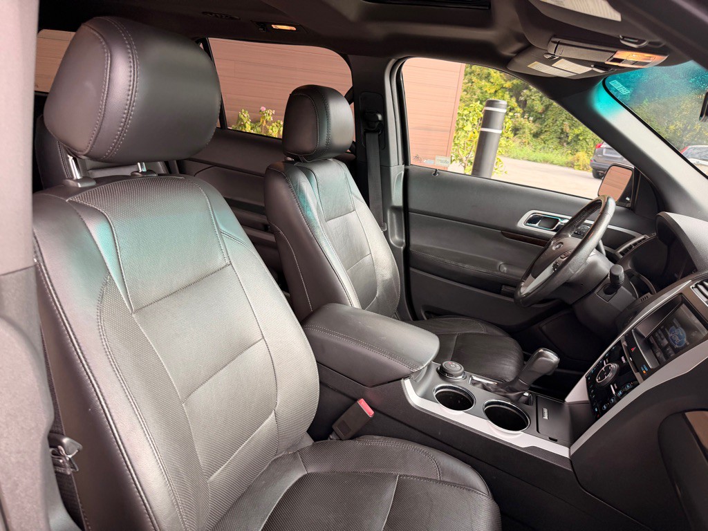 2014 Ford Explorer Image 21