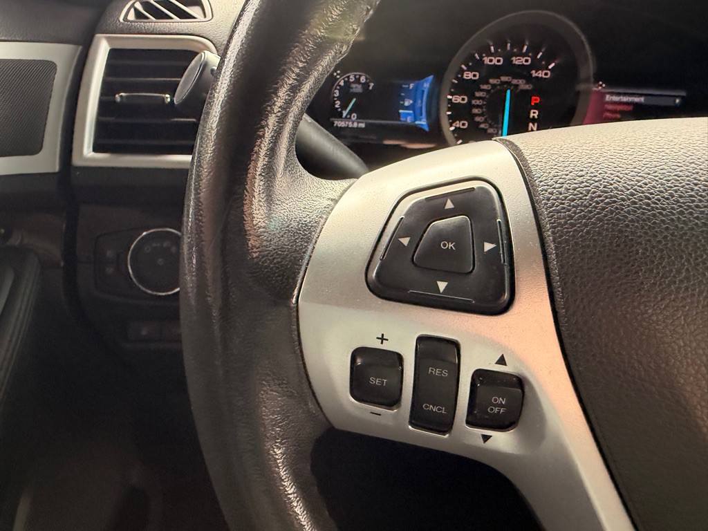 2014 Ford Explorer Image 24