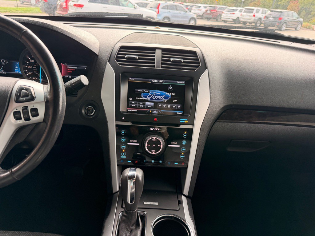 2014 Ford Explorer Image 27
