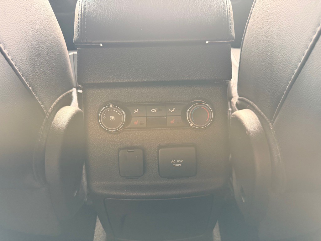 2014 Ford Explorer Image 30