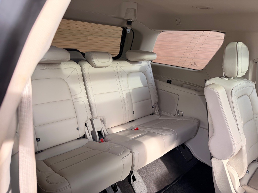 2018 Lincoln Navigator Image 17