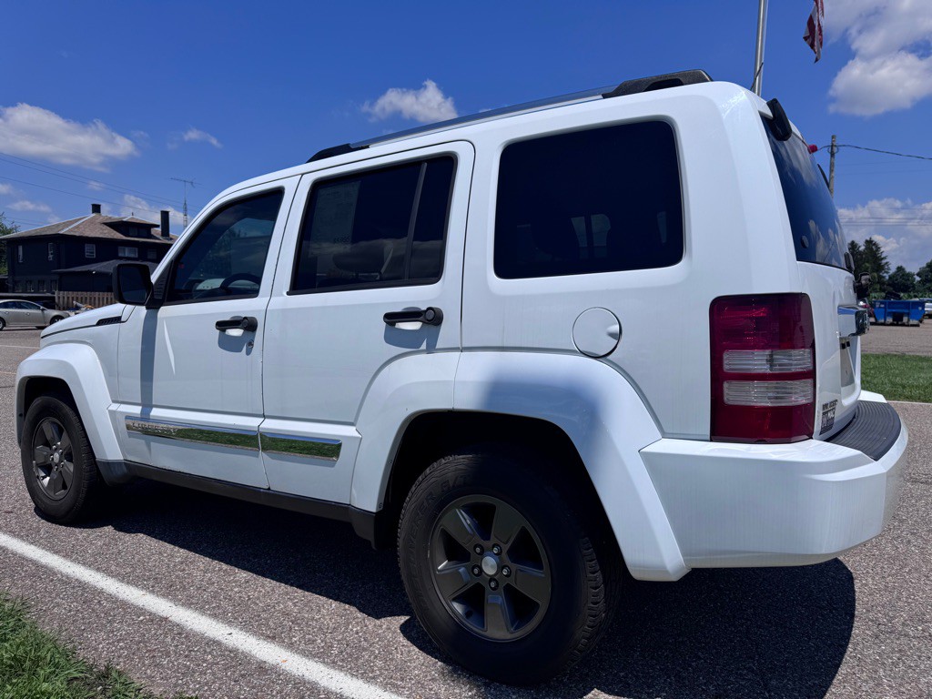 2012 Jeep Liberty Image 6