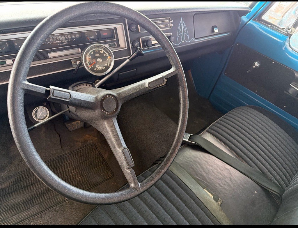 1970 Dodge Sweptline D100 Image 7