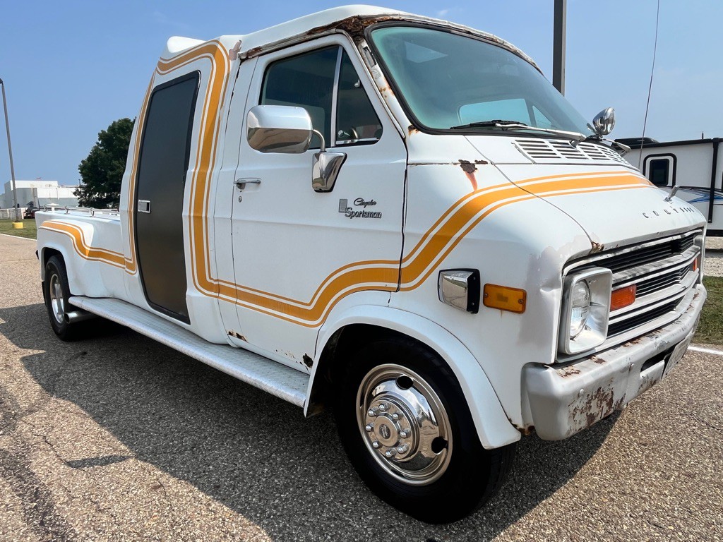 1978 Chrysler Sportsman Image 1