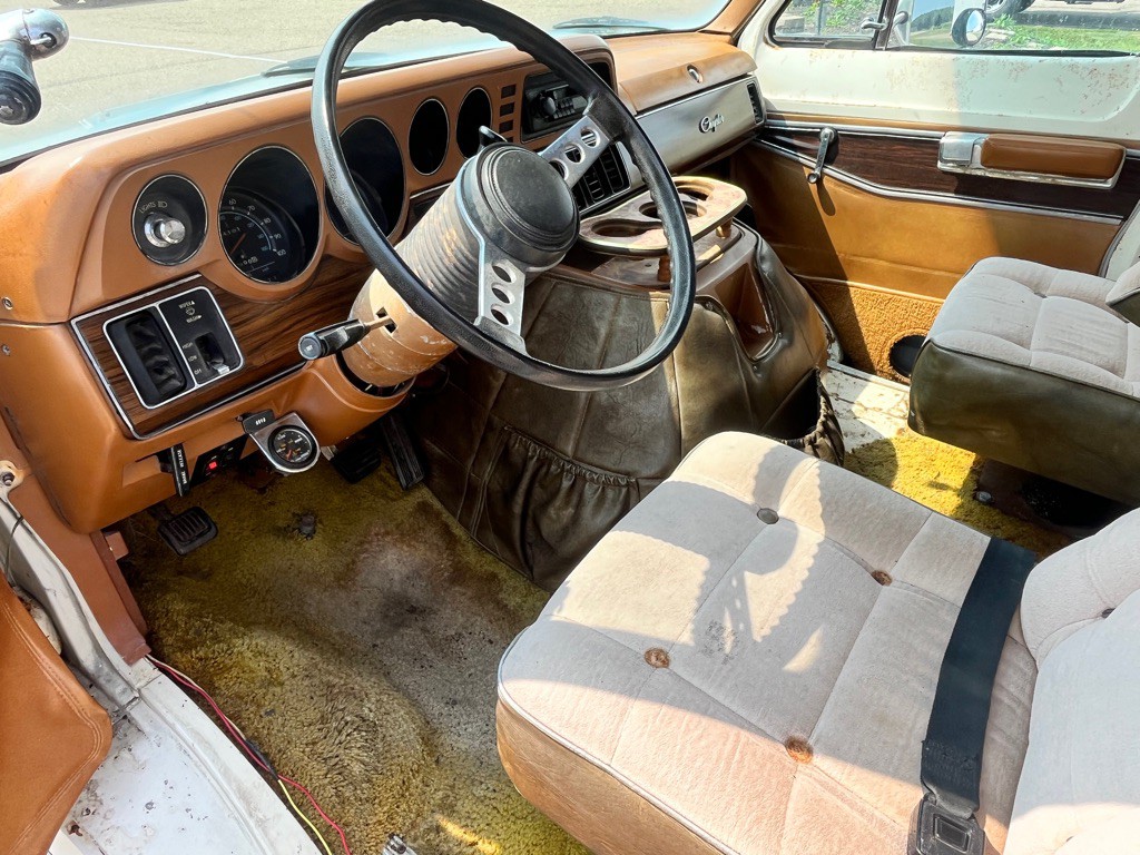 1978 Chrysler Sportsman Image 10