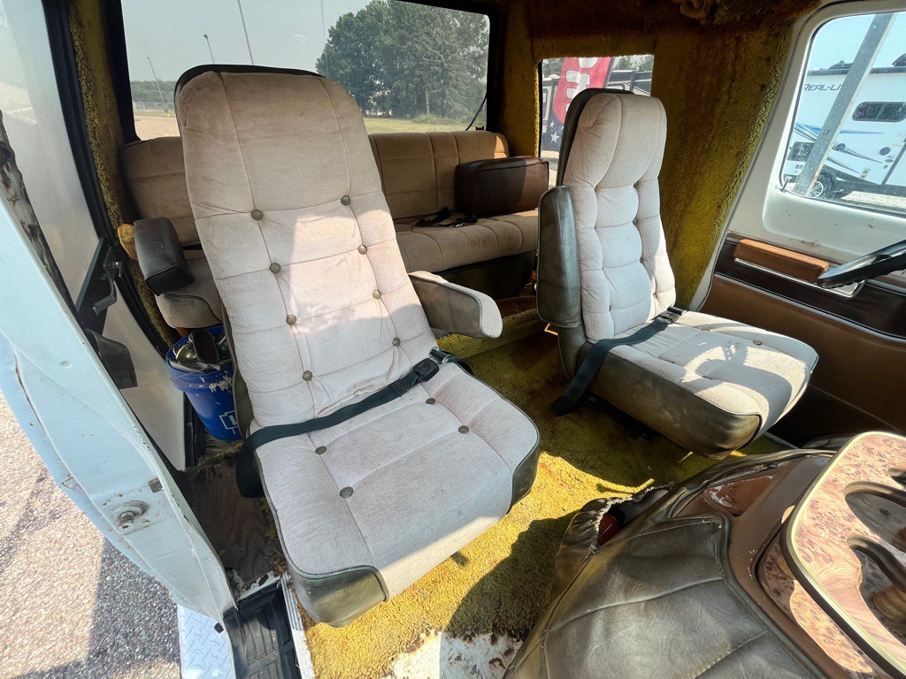 1978 Chrysler Sportsman Image 12