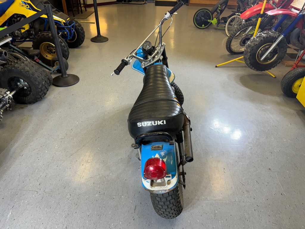 1972 Suzuki RV90 Image 5