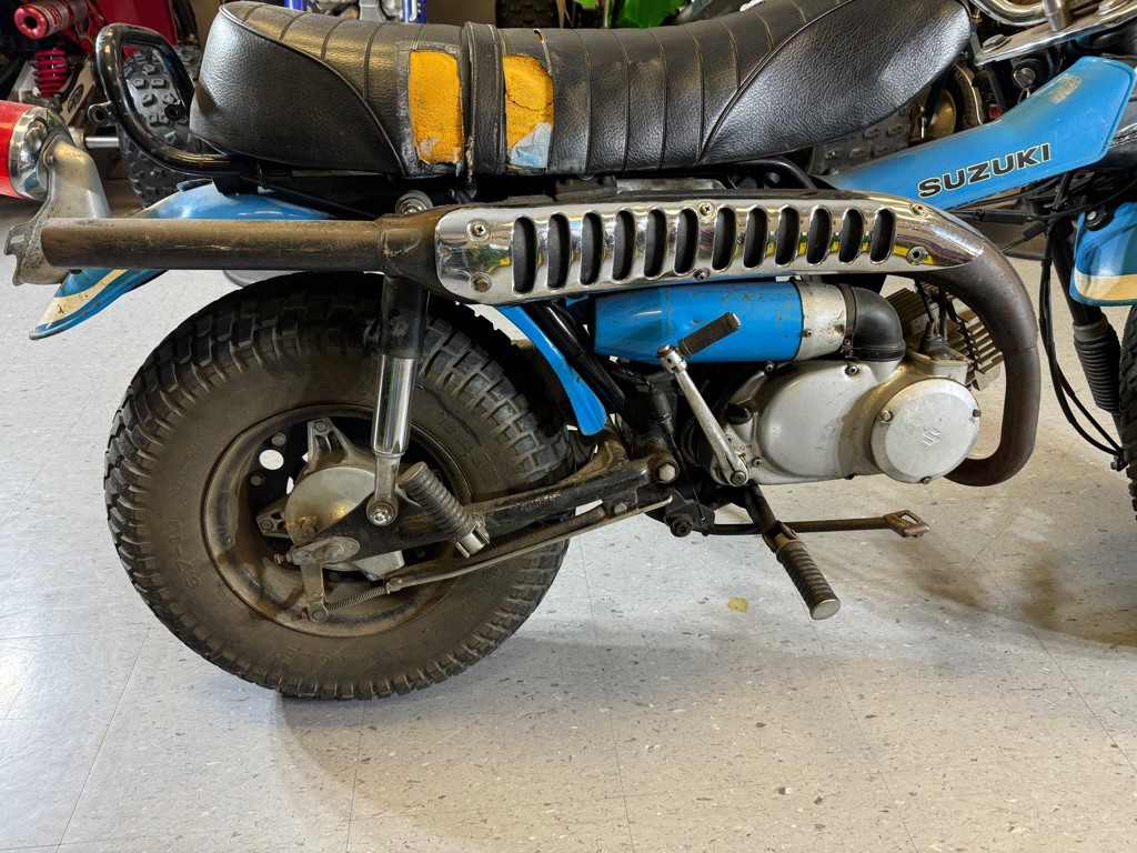 1972 Suzuki RV90 Image 6