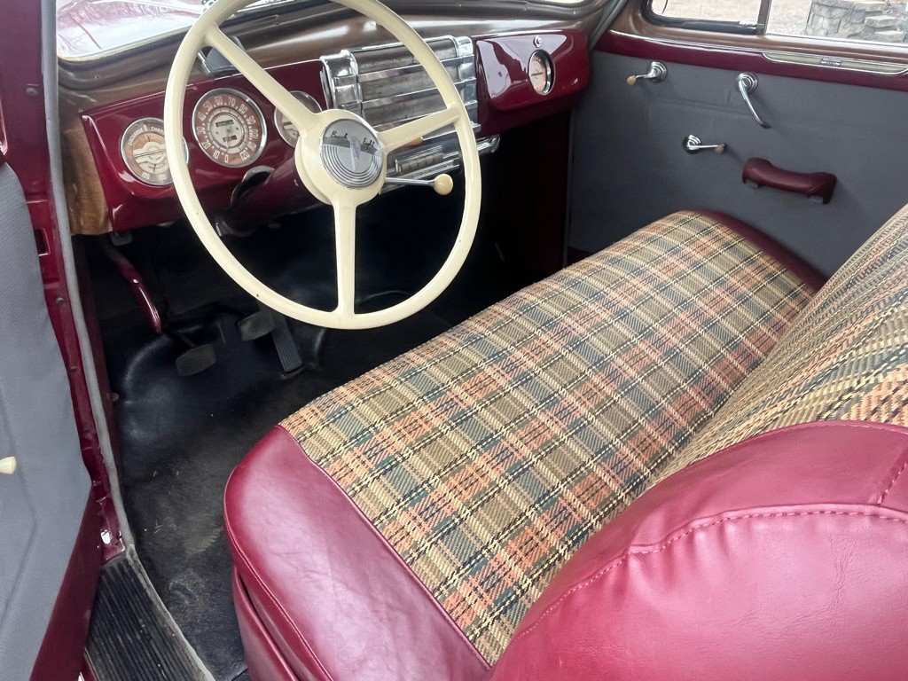 1941 Buick Super Image 8