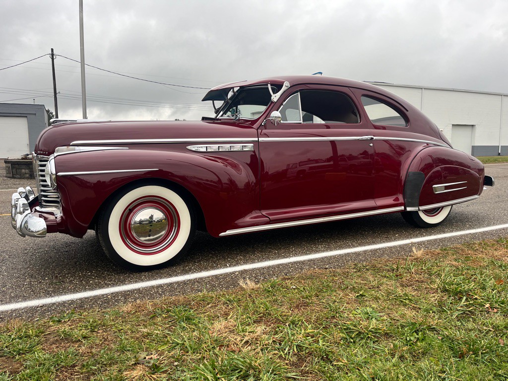 1941 Buick Super Image 12